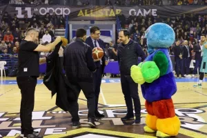 Ο ΠτΔ έκανε το τζάμπολ στο 11ο ΟΠΑΠ All Star Game (ΦΩΤΟΣ)