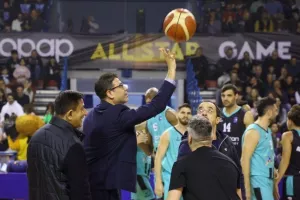 Ο ΠτΔ έκανε το τζάμπολ στο 11ο ΟΠΑΠ All Star Game (ΦΩΤΟΣ)