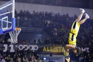 Ο ΠτΔ έκανε το τζάμπολ στο 11ο ΟΠΑΠ All Star Game (ΦΩΤΟΣ)