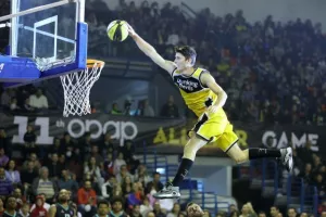 Ο ΠτΔ έκανε το τζάμπολ στο 11ο ΟΠΑΠ All Star Game (ΦΩΤΟΣ)