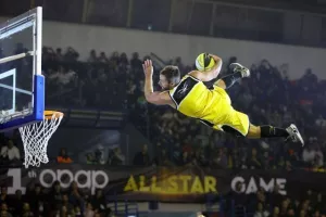 Ο ΠτΔ έκανε το τζάμπολ στο 11ο ΟΠΑΠ All Star Game (ΦΩΤΟΣ)