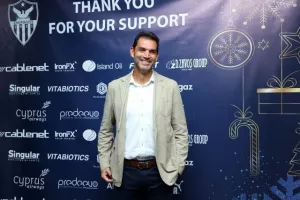 ΑΝΟ/ Χριστουγεννιάτικο (οικογενειακό) πάρτι! (Φώτος)