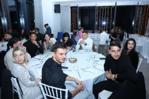 ΑΝΟ/ Χριστουγεννιάτικο (οικογενειακό) πάρτι! (Φώτος)
