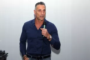 ΑΝΟ/ Χριστουγεννιάτικο (οικογενειακό) πάρτι! (Φώτος)