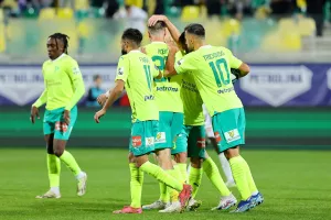 Clean sheet στα... μισά