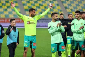 (BINTEO Kerkida) Kαι… "Αρρώστησα, τρελός δηλώθηκα…"
