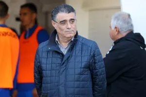 ΑΠΟΕΛ-Ομόνοια: Γαλαζοκίτρινη κυριαρχία με τριάρα και... κορυφή! (Φώτος)