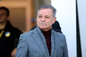 Σοβαρότητα (άγχος) λίγο πριν την... σέντρα