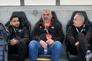 Σοβαρότητα (άγχος) λίγο πριν την... σέντρα