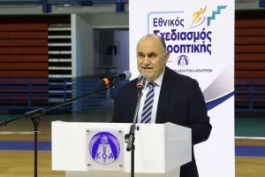 (ΦΩΤΟΣ) Επίδοση επιταγών Σχεδιασμού Προοπτικής ΚΟΑ από Λετυμπιώτη και Μιχαηλίδη
