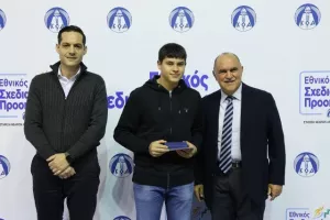 (ΦΩΤΟΣ) Επίδοση επιταγών Σχεδιασμού Προοπτικής ΚΟΑ από Λετυμπιώτη και Μιχαηλίδη