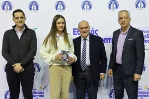 (ΦΩΤΟΣ) Επίδοση επιταγών Σχεδιασμού Προοπτικής ΚΟΑ από Λετυμπιώτη και Μιχαηλίδη