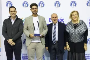 (ΦΩΤΟΣ) Επίδοση επιταγών Σχεδιασμού Προοπτικής ΚΟΑ από Λετυμπιώτη και Μιχαηλίδη