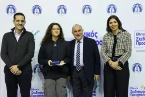 (ΦΩΤΟΣ) Επίδοση επιταγών Σχεδιασμού Προοπτικής ΚΟΑ από Λετυμπιώτη και Μιχαηλίδη