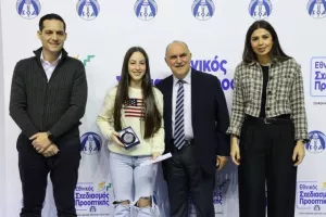 (ΦΩΤΟΣ) Επίδοση επιταγών Σχεδιασμού Προοπτικής ΚΟΑ από Λετυμπιώτη και Μιχαηλίδη