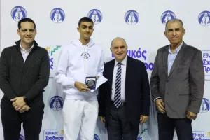 (ΦΩΤΟΣ) Επίδοση επιταγών Σχεδιασμού Προοπτικής ΚΟΑ από Λετυμπιώτη και Μιχαηλίδη