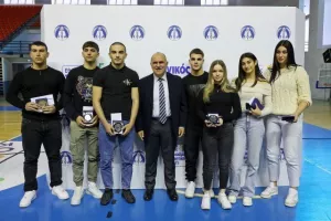 (ΦΩΤΟΣ) Επίδοση επιταγών Σχεδιασμού Προοπτικής ΚΟΑ από Λετυμπιώτη και Μιχαηλίδη