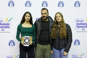 (ΦΩΤΟΣ) Επίδοση επιταγών Σχεδιασμού Προοπτικής ΚΟΑ από Λετυμπιώτη και Μιχαηλίδη