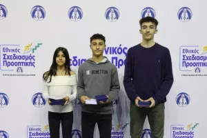 (ΦΩΤΟΣ) Επίδοση επιταγών Σχεδιασμού Προοπτικής ΚΟΑ από Λετυμπιώτη και Μιχαηλίδη