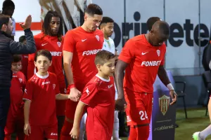 Νέα Σαλαμίνα-Ομόνοια: 3η σερί… και είπε “ευχαριστώ” στα δώρα (Φώτος)