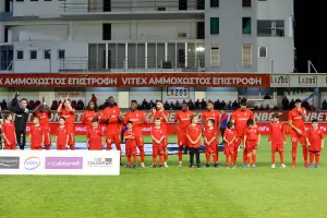 Νέα Σαλαμίνα-Ομόνοια: 3η σερί… και είπε “ευχαριστώ” στα δώρα (Φώτος)