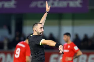 Νέα Σαλαμίνα-Ομόνοια: 3η σερί… και είπε “ευχαριστώ” στα δώρα (Φώτος)