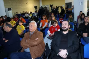 Ανανέωσαν τη συνεργασία τους Χαραλαμπίδης Κρίστης και ΚΟΕΑΣ (Φώτος)