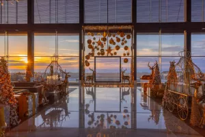 Φωτίζεται το πολυτελές θέρετρο Cap St Georges Hotel & Resort 