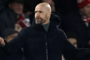 Τεν Χαγκ: "Όταν θα έχουμε ένα πλήρες ρόστερ θα έρθουν και τα αποτελέσματα"