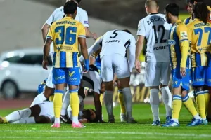 Πάφος-ΑΠΟΕΛ: Πάει στο "αιώνιο" με φόρα από τη… χρυσή κεφαλιά του Τσεμπάκ