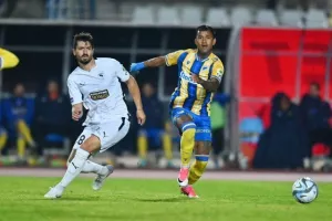 Πάφος-ΑΠΟΕΛ: Πάει στο "αιώνιο" με φόρα από τη… χρυσή κεφαλιά του Τσεμπάκ