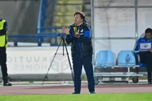 Πάφος-ΑΠΟΕΛ: Πάει στο "αιώνιο" με φόρα από τη… χρυσή κεφαλιά του Τσεμπάκ