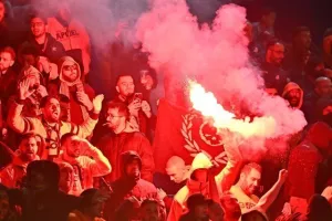 Πάφος-ΑΠΟΕΛ: Πάει στο "αιώνιο" με φόρα από τη… χρυσή κεφαλιά του Τσεμπάκ