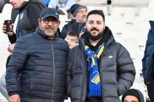 ΑΠΟΕΛ-Ομόνοια: Γαλαζοκίτρινη κυριαρχία με τριάρα και... κορυφή! (Φώτος)