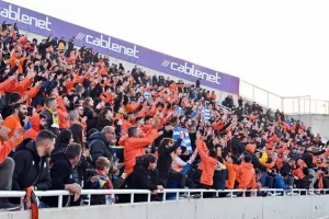ΑΠΟΕΛ-Ομόνοια: Γαλαζοκίτρινη κυριαρχία με τριάρα και... κορυφή! (Φώτος)