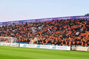 ΑΠΟΕΛ-Ομόνοια: Γαλαζοκίτρινη κυριαρχία με τριάρα και... κορυφή! (Φώτος)