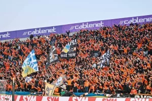 ΑΠΟΕΛ-Ομόνοια: Γαλαζοκίτρινη κυριαρχία με τριάρα και... κορυφή! (Φώτος)
