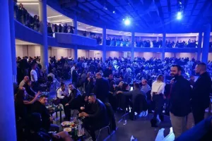 (ΦΩΤΟΣ) Το Χριστουγεννιάτικο πάρτυ του ΑΠΟΕΛ με πόλο έλξης τον Σα Πίντο!