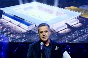 (ΦΩΤΟΣ) Το Χριστουγεννιάτικο πάρτυ του ΑΠΟΕΛ με πόλο έλξης τον Σα Πίντο!