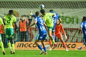 Εθνικός - ΑΕΚ: ΔΙΠΛΟ με... τριάρα! (Φώτος)