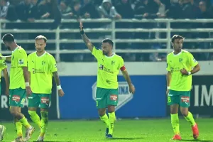 ΤΕΡΑΣΤΙΟΣ αριθμός 