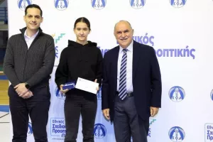 (ΦΩΤΟΣ) Επίδοση επιταγών Σχεδιασμού Προοπτικής ΚΟΑ από Λετυμπιώτη και Μιχαηλίδη