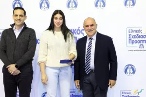 (ΦΩΤΟΣ) Επίδοση επιταγών Σχεδιασμού Προοπτικής ΚΟΑ από Λετυμπιώτη και Μιχαηλίδη