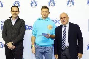 (ΦΩΤΟΣ) Επίδοση επιταγών Σχεδιασμού Προοπτικής ΚΟΑ από Λετυμπιώτη και Μιχαηλίδη