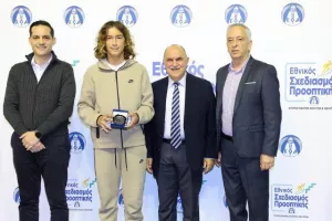 (ΦΩΤΟΣ) Επίδοση επιταγών Σχεδιασμού Προοπτικής ΚΟΑ από Λετυμπιώτη και Μιχαηλίδη
