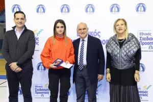 (ΦΩΤΟΣ) Επίδοση επιταγών Σχεδιασμού Προοπτικής ΚΟΑ από Λετυμπιώτη και Μιχαηλίδη