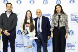 (ΦΩΤΟΣ) Επίδοση επιταγών Σχεδιασμού Προοπτικής ΚΟΑ από Λετυμπιώτη και Μιχαηλίδη