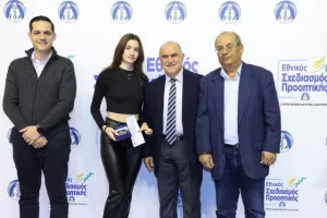(ΦΩΤΟΣ) Επίδοση επιταγών Σχεδιασμού Προοπτικής ΚΟΑ από Λετυμπιώτη και Μιχαηλίδη