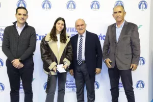 (ΦΩΤΟΣ) Επίδοση επιταγών Σχεδιασμού Προοπτικής ΚΟΑ από Λετυμπιώτη και Μιχαηλίδη