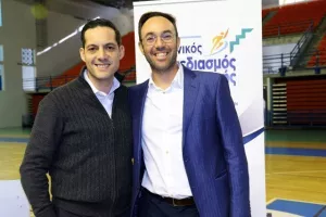 (ΦΩΤΟΣ) Επίδοση επιταγών Σχεδιασμού Προοπτικής ΚΟΑ από Λετυμπιώτη και Μιχαηλίδη